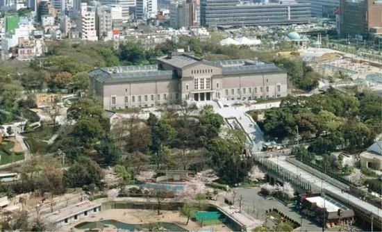 大阪市立美術館